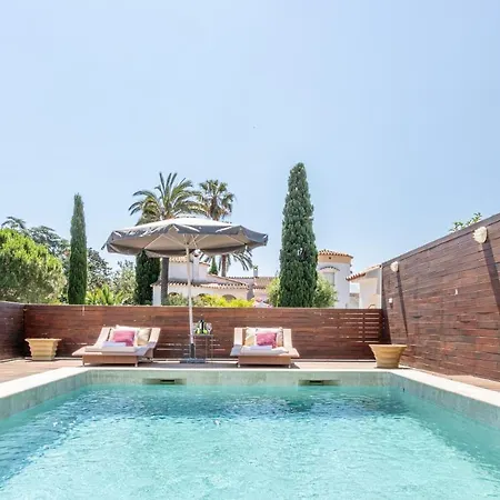 Villa Apart-rent Casa Al Canal Llobregat 0106 *