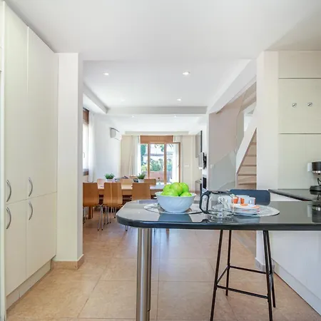 Apart-rent Casa Al Canal Llobregat 0106 * Empuriabrava