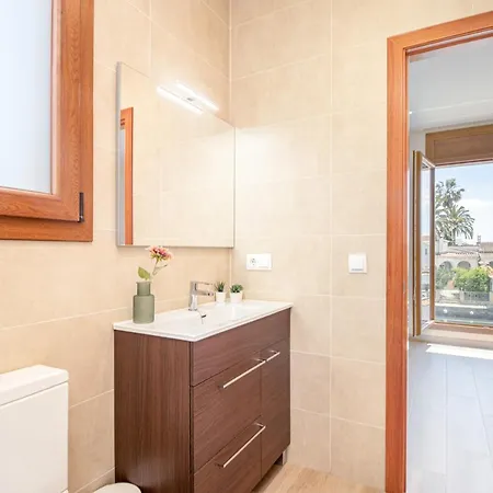 Apart-rent Casa Al Canal Llobregat 0106 Empuriabrava